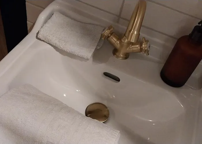 Chez Lyly et Juju Piscine&Sauna Calme 3chambres